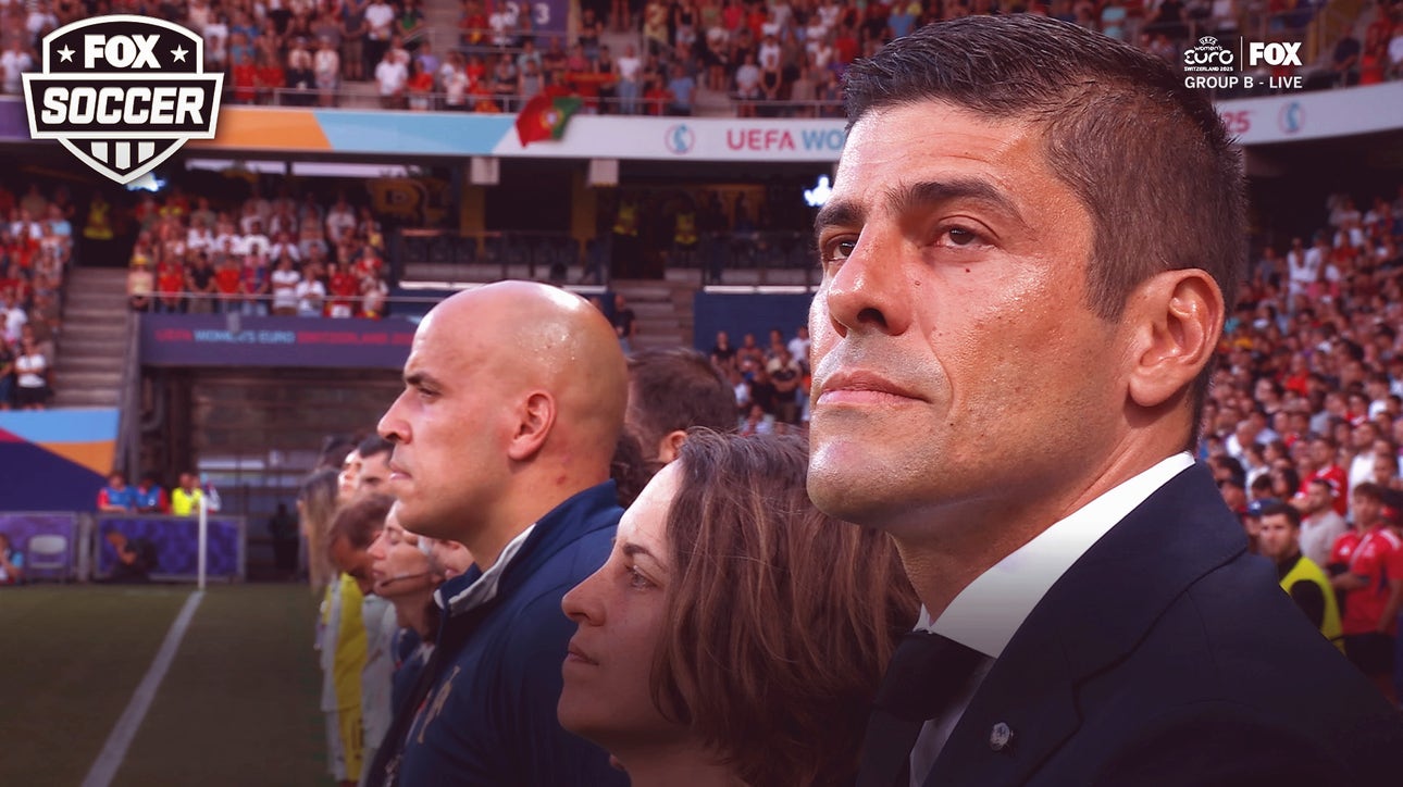 Portugal & Spain hold moment of silence for Diogo Jota & André Silva before match