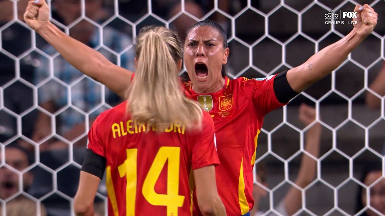 Cristina Martín-Prieto finishes header, helping Spain defeat Portugal